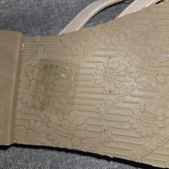 Yellow Box Tan Sandals with Turquoise Detail - Picture 3 of 3